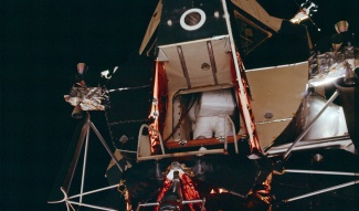 Apollo11 -kuukävely alkamassa