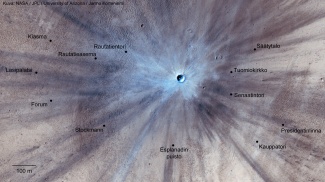 Uusi kraatteri Marsissa. Skaalana Helsingin ydinkeskusta. Kuva: NASA / JPL / UA / J. Korteniemi