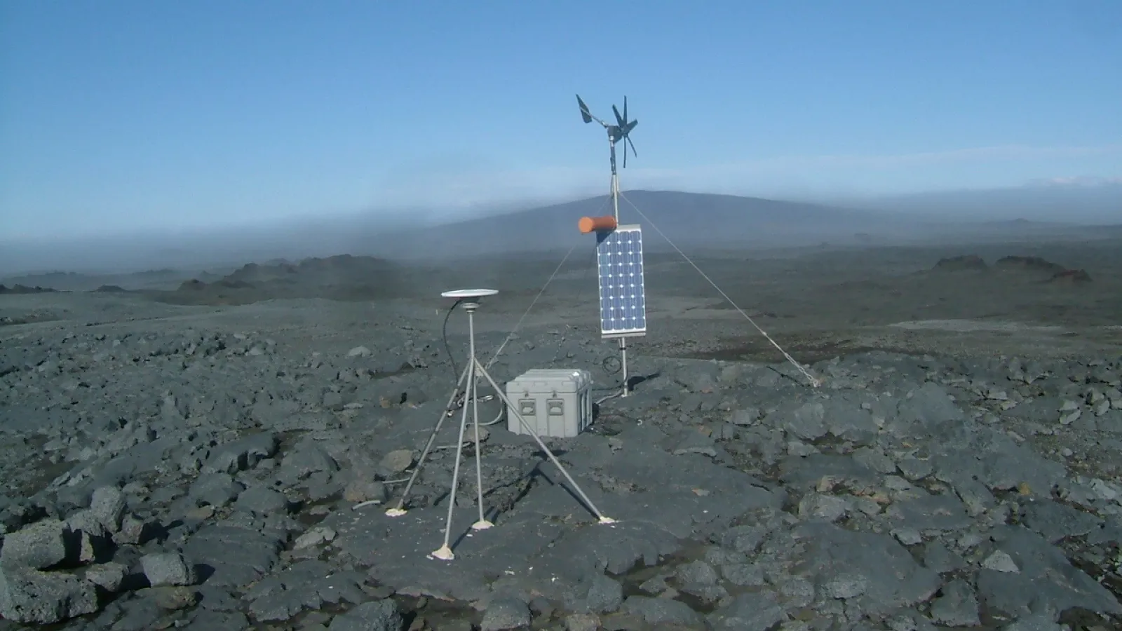Satelliittnavigaatioon perustuva tarkka korkeusmittari.