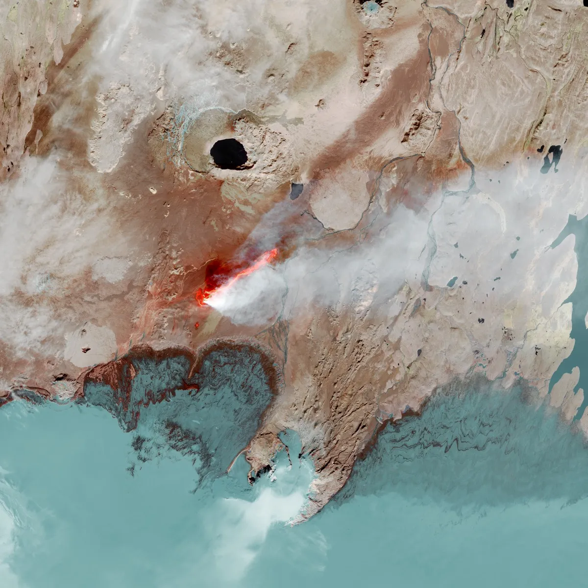 Laavapurkaus Islannissa. Kuva: Nasa