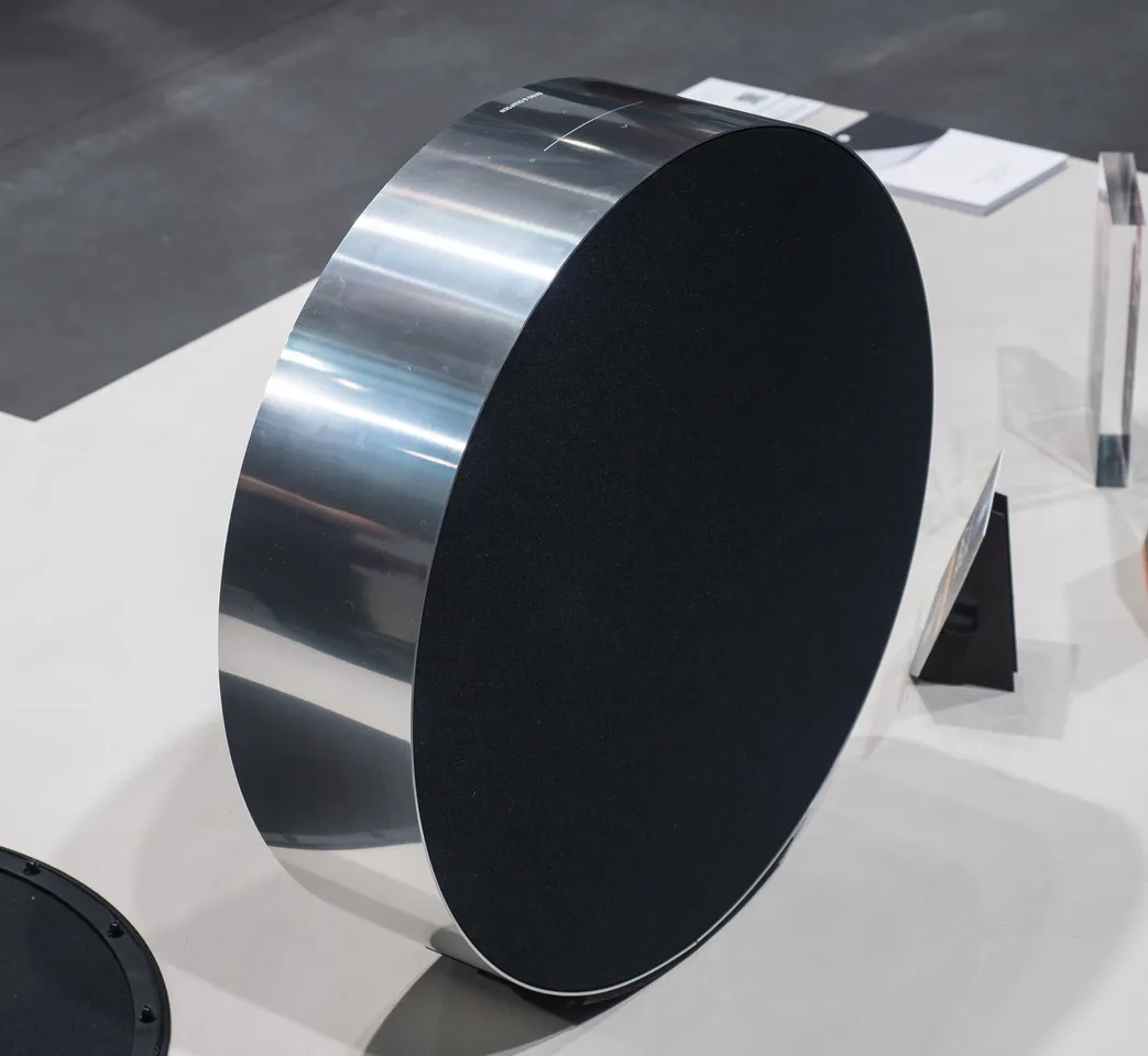 Beosound Edge