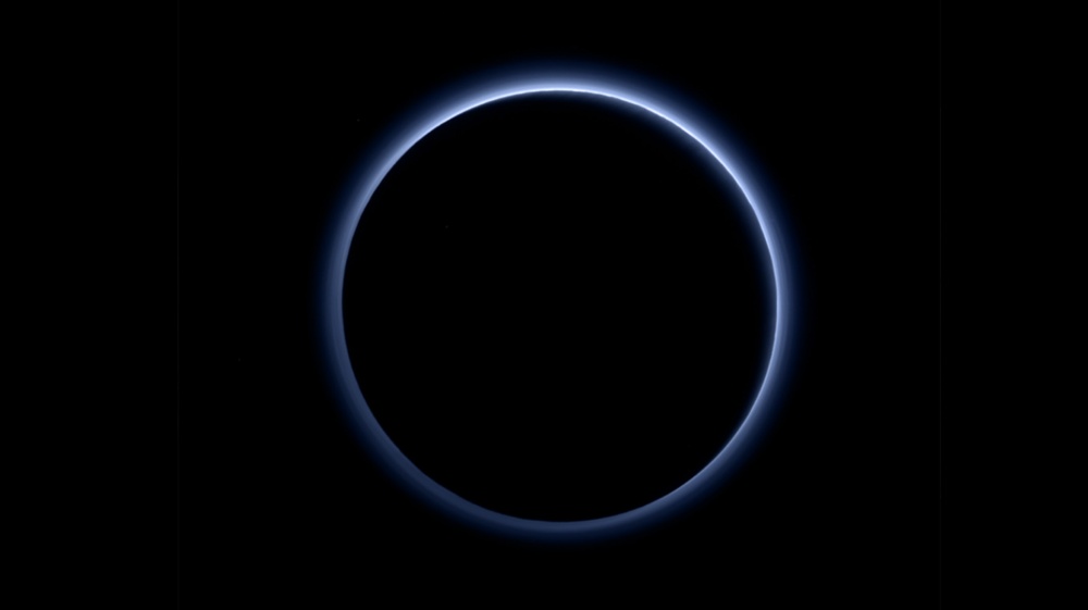 Pluto takaapäin - sininen rinkula