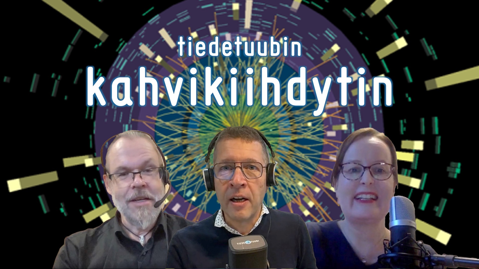 Kahvikiihdyttimen keskustelijat: Markus, Jari ja Mari