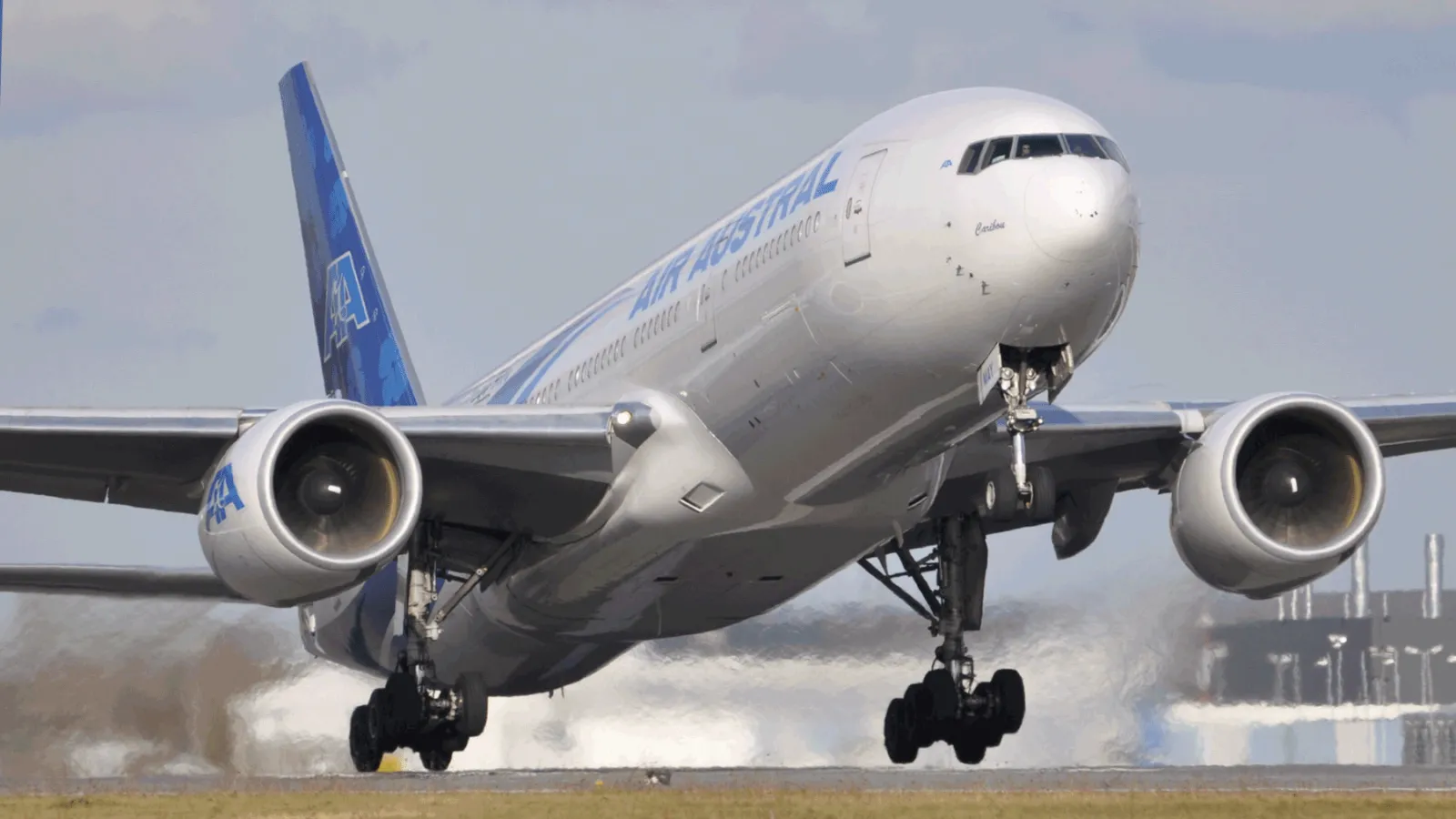 Air Austral B772