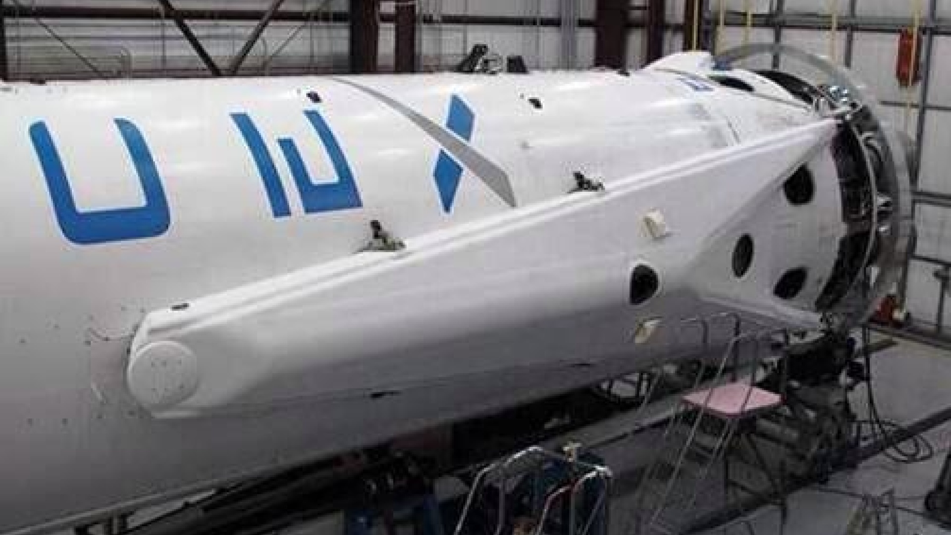 Falcon 9:n laskeutumisjalat