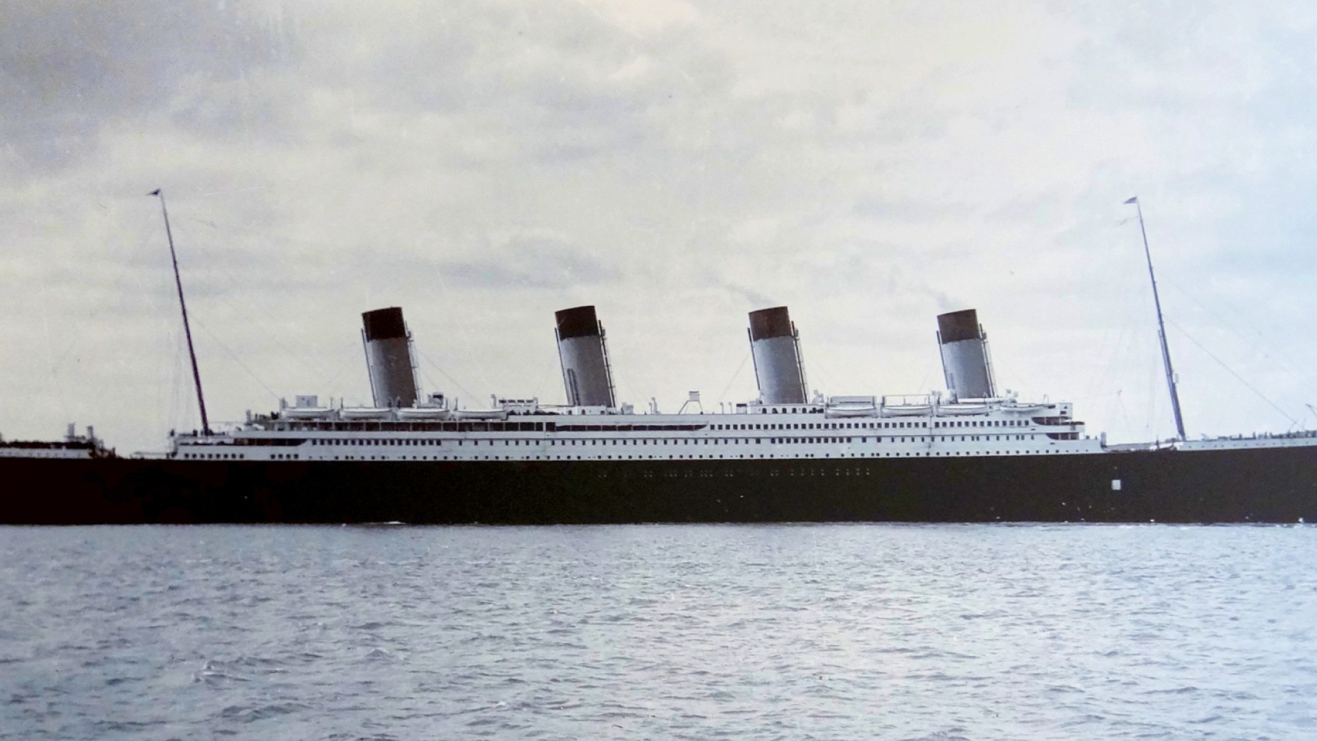 Titanic kuvattuna Corkissa 11. huhtikuuta 1912. Kuvaaja tuntematon, via Cobh Heritage Centre.